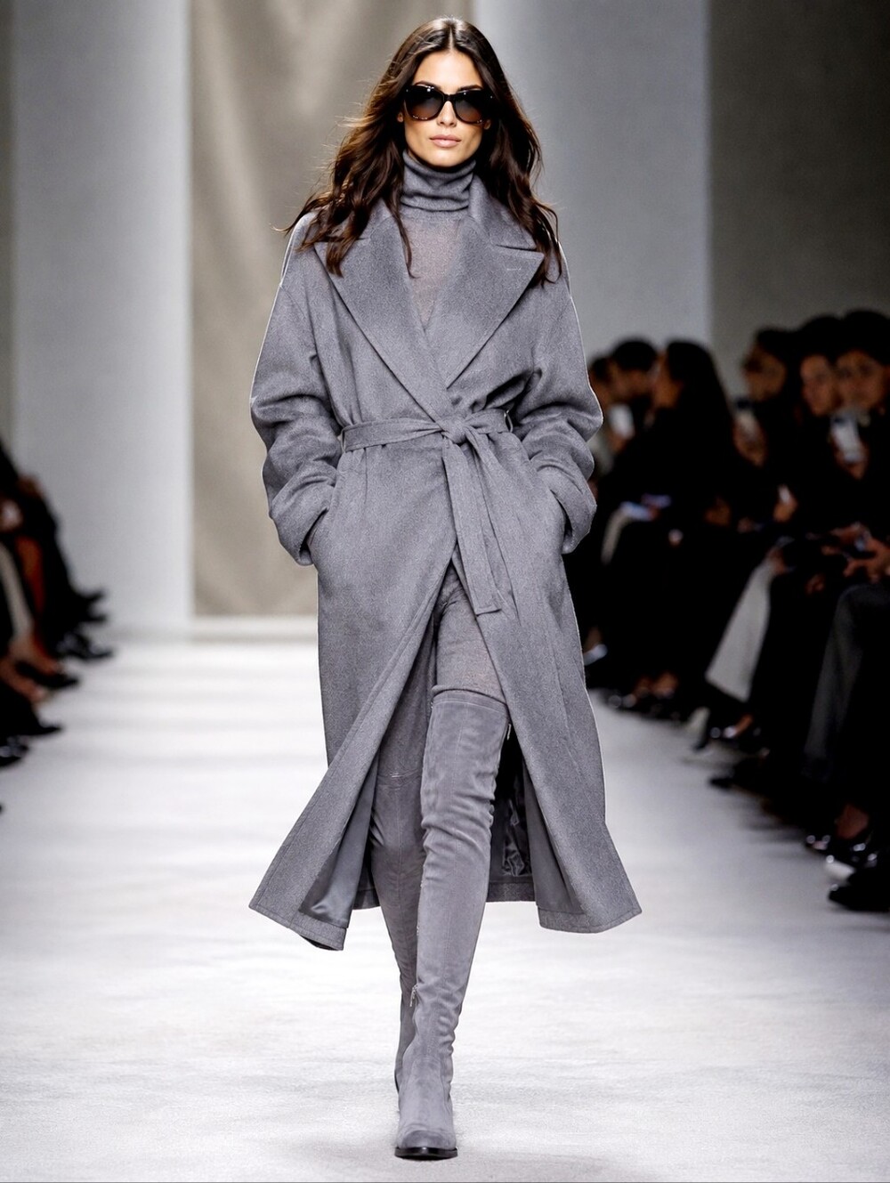 Over The Knee Suede BOOTS / 8.5
